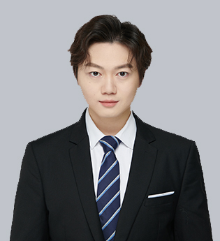 Adrian Liu